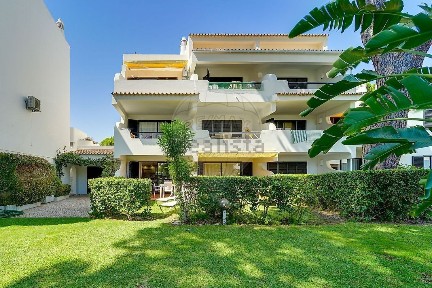 Apartamento T1 à venda na Rua do Pombo Correio