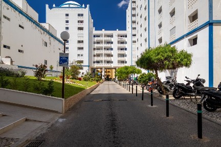 Apartamento T1 à venda na Avenida das Comunidades Lusíadas s/n