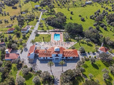 Quinta à venda em Bacelo e Senhora da Saúde