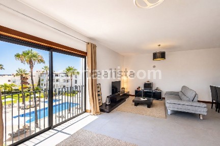 Apartamento T2 à venda em Canais do Golfe - Sector 5