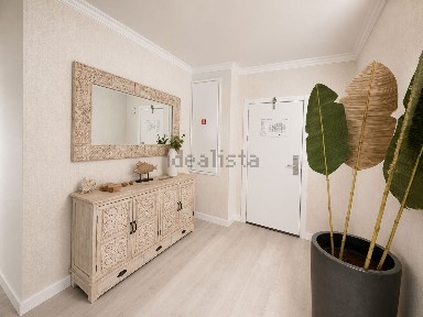 Apartamento T3 à venda na Avenida Infante Dom Henrique