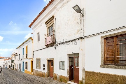 Duplex à venda na Rua Miguel Bombarda