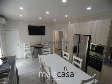 Moradia independente à venda em N4