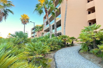 Apartamento T3 à venda na Rua da Boca da Alagoa, 8