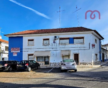 Moradia independente à venda em Matriz (Borba)