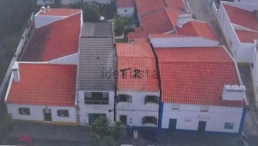 Moradia independente à venda em Redondo