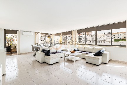 Apartamento T2 à venda na Rua São Gonçalo de Lagos s/n