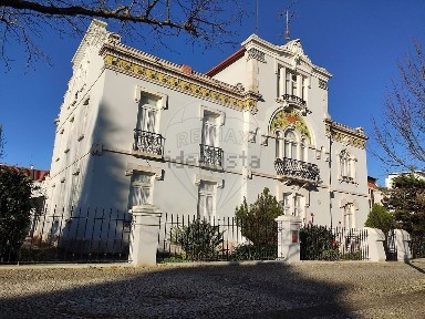 Santa Maria e Santo André, Avenida 25 de Abril, 43