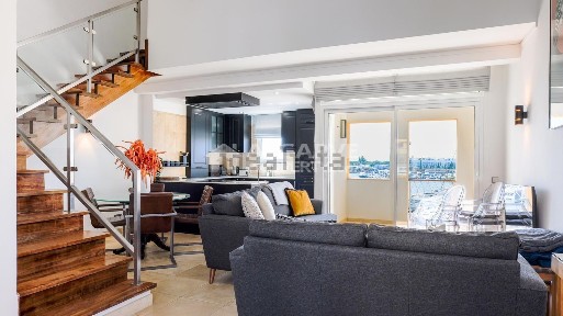 Penthouse à venda na Avenida da Marina