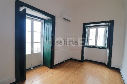 Moradia independente à venda em Évora