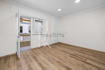 Apartamento T3 à venda na Rua da Hortinha s/n