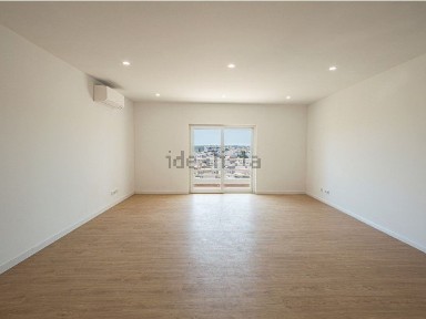 Apartamento T3 à venda em Torralta