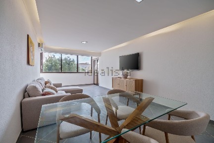 Apartamento T1 à venda na Rua Antero de Quental, 20