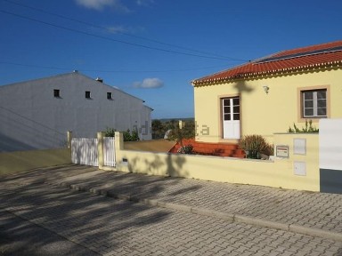 Moradia geminada à venda em Reguengos de Monsaraz