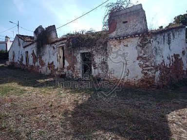 Moradia em banda à venda em Santa Maria e Santo André