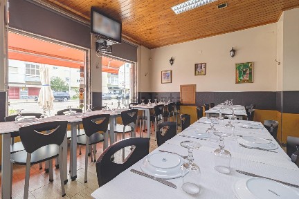 Restaurante, cafetaria para trespasse na Fogueteiro