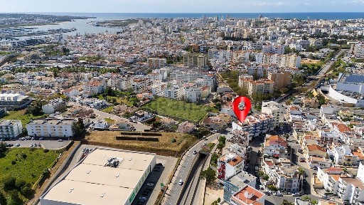 Apartamento T2 à venda na Rua do Parque Industrial