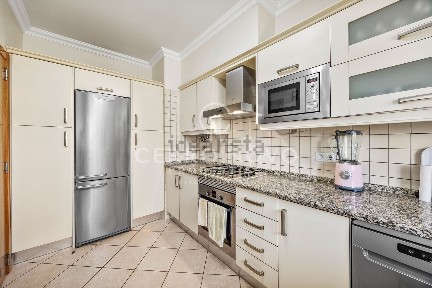 Apartamento T2 à venda na Rua 1º de Maio