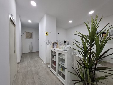 Centro de estética para trespasse na Rua Dom Francisco de Melo e Noronha, 22