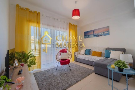 Apartamento T1 à venda na Rua Dom Jerónimo Osório