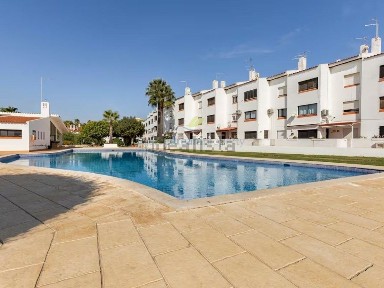 Apartamento T1 à venda na Praceta Jaime Cortesão, 1