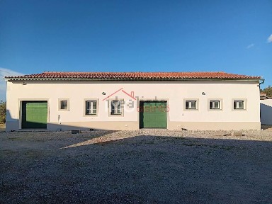 Armazém à venda em Fortios