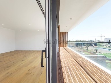 Apartamento T2 à venda em Volta das Romazeiras s/n