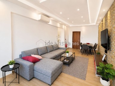 Apartamento T2 à venda na Rua Professor Joaquim Alberto Taquelim, 9