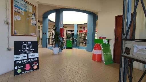 Pinhal Novo, Centro, Rua Gago Coutinho e Sacadura Cabral, B1, loja 16 - Centro Comercial Dovari