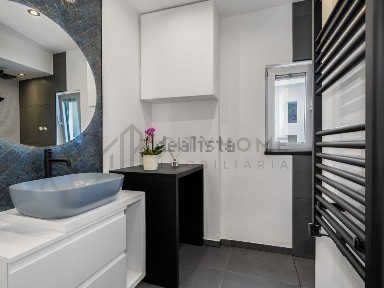 Apartamento T3 à venda no Caminho das Alfarrobeiras