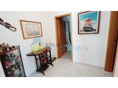 Apartamento T2 à venda em Armação de Pêra