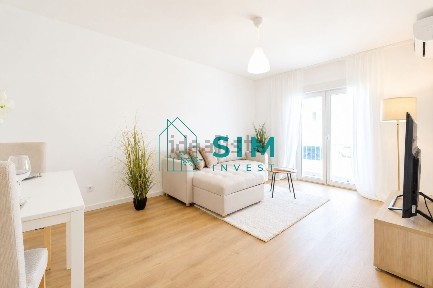Apartamento T2 à venda na Avenida Doutor Bernardino da Silva