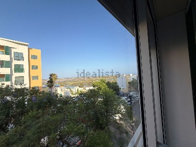 Apartamento T3 à venda na Rua José Rosário da Silva