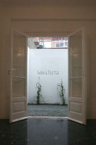 Arrendamento de espaço comercial na Rua Miguel Pais