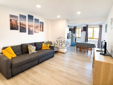 Apartamento T1 à venda na Avenida das Comunidades Lusíadas