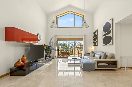 Apartamento T3 à venda em Canais do Golfe - Sector 5