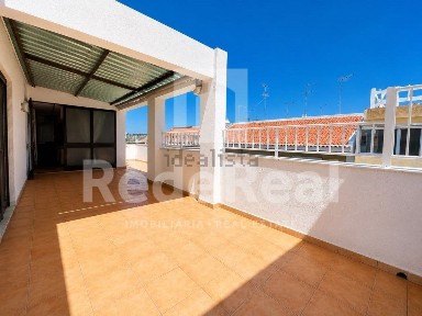 Apartamento T3 à venda no Centro Histórico Este de Loulé