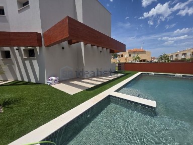 Apartamento T2 à venda na Rua de Volta das Alcachofras
