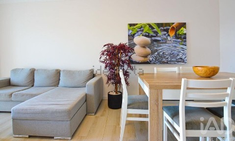 Apartamento T2 à venda em Praia de Quarteira