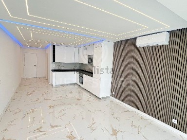 Apartamento T2 à venda em Praia de Quarteira