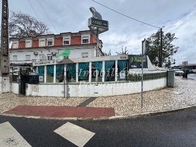 Restaurante para trespasse no Centro de Sobreda