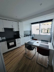 Apartamento T2 à venda na Rua José Viegas, 10
