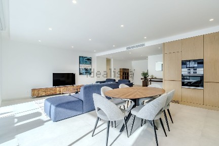 Apartamento T2 à venda na Rua Dom João Moniz Nogueira
