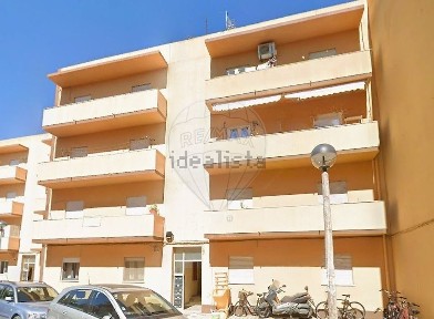 Apartamento T3 à venda na Avenida Ministro Duarte Pacheco