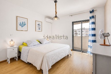Apartamento T2 à venda na Rua Manuel Tomé Viegas Vaz, 6