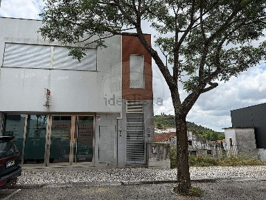 Nossa Senhora do Bispo, Lg. do Terrado