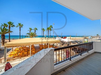 Apartamento T3 à venda na Avenida Infante de Sagres