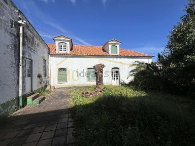 Armazém à venda na Rua Nova