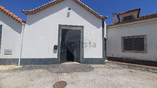 Armazém à venda em Pontével