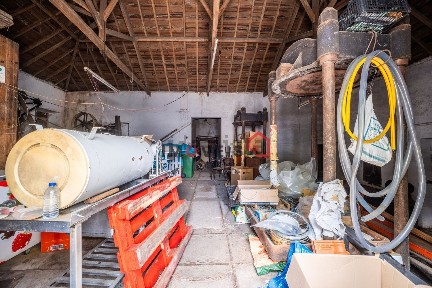Espaço comercial ou armazém à venda em Marmeleira